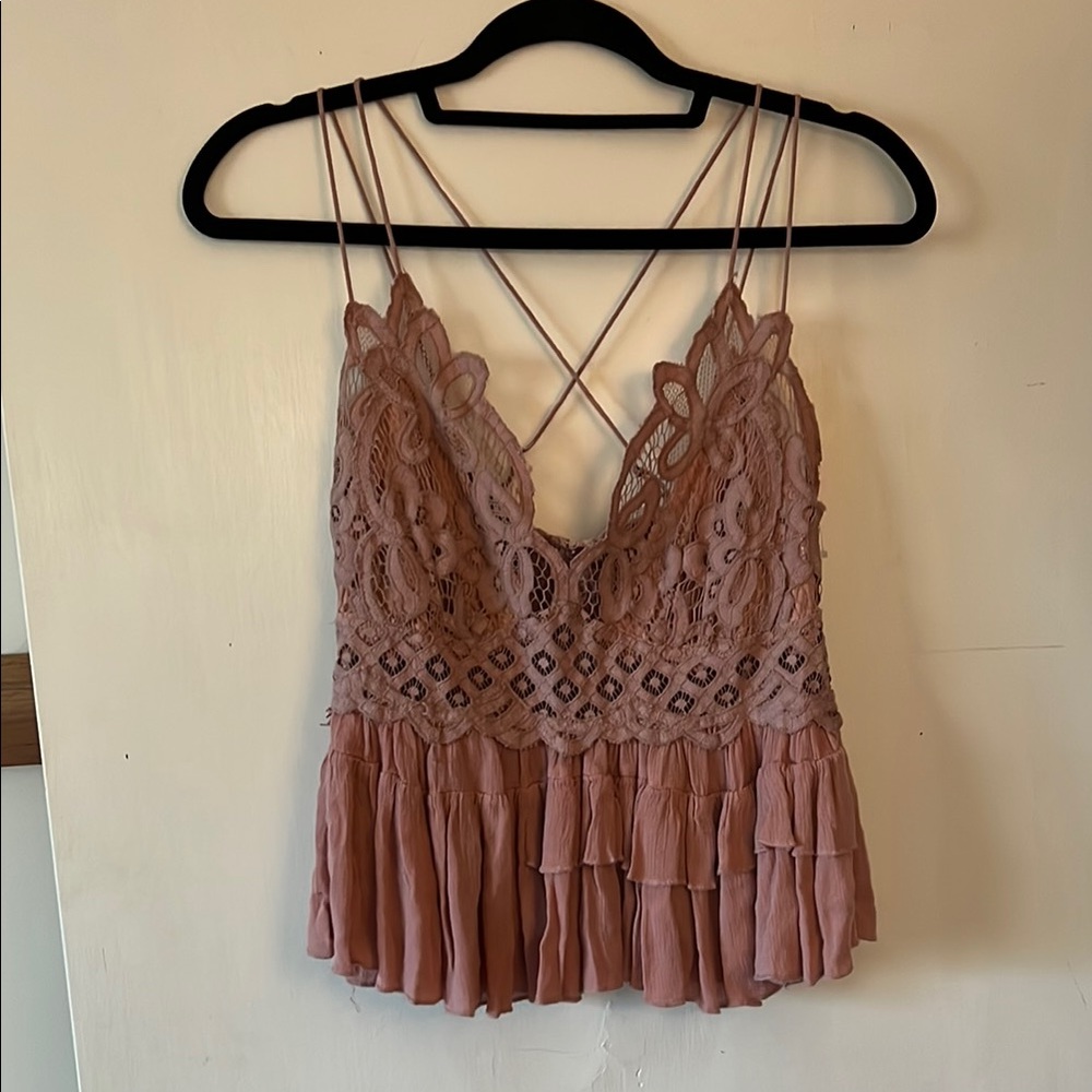 Free People intimates Adele cami. Elegant Lace Trimmed Mauve Top size Large